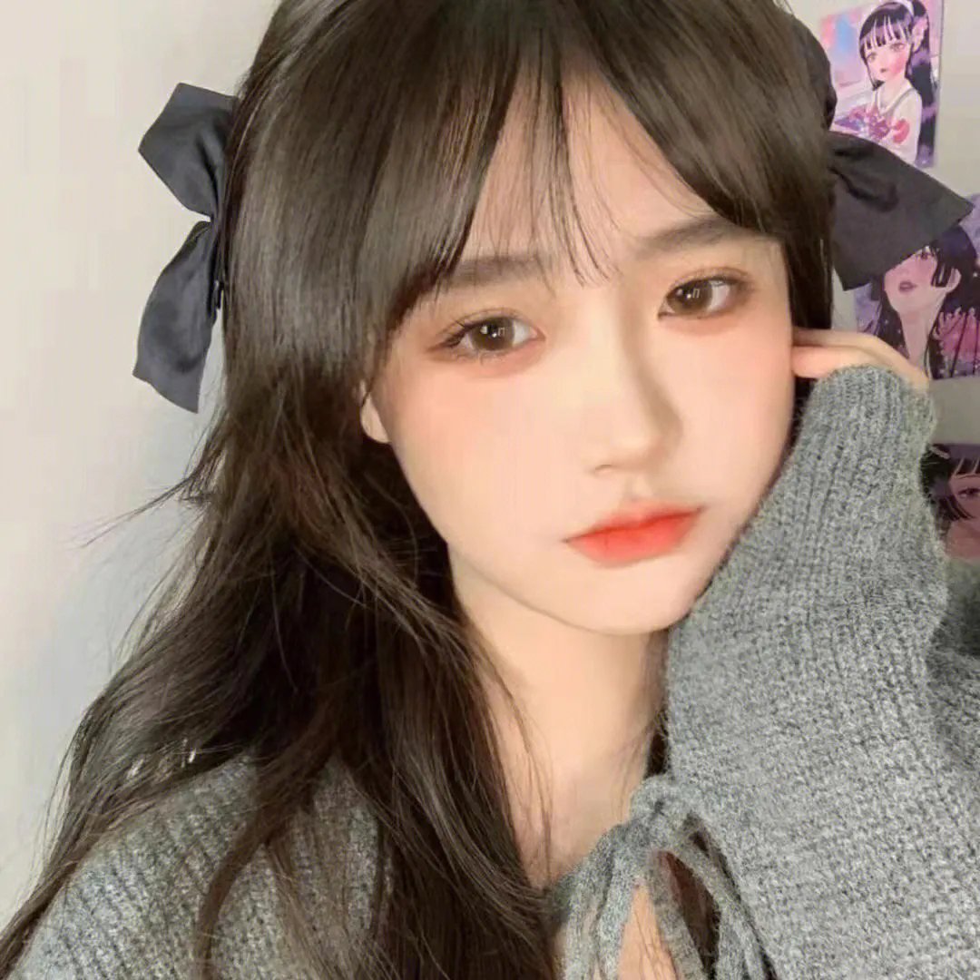 我的同桌是校花