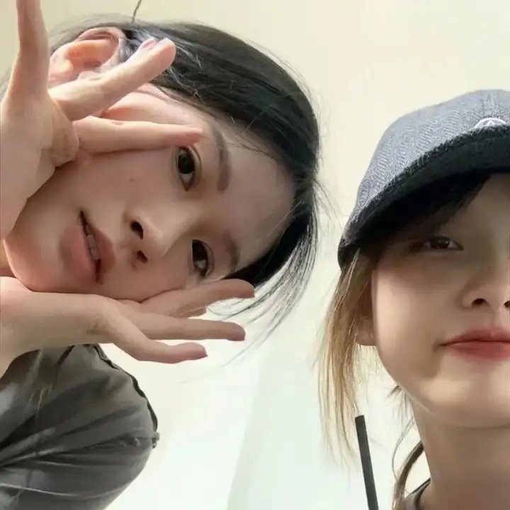 她携大佬狂虐渣男渣女